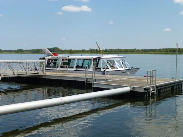 Fort Lennox Ferry Boat