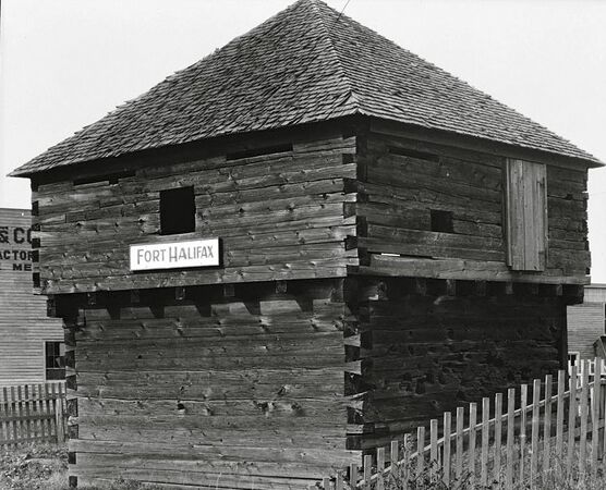 Fort Halifax Blockhouse, 1936 HABS Photo, Front Side