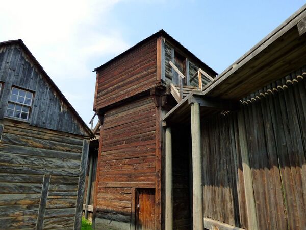 Fort Edmonton Bastion